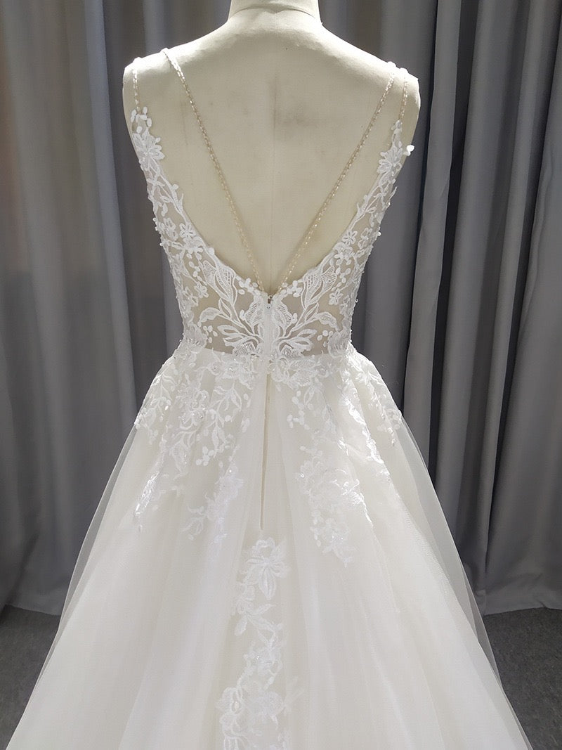 A Line Spaghetti Straps Wedding Dress With Applique, Simple V Neck Bridal Gown WLD0177