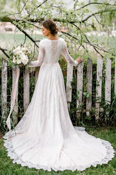 Long Sleeve Lace Round Neck Beach Wedding Dresses, Elegant Bride Gowns WLD0154