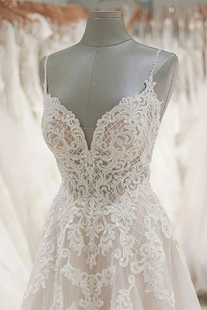 A Line Spaghetti Straps V Neck Beach Wedding Dresses Appliqued Tulle Bridal Dresses WLD2021