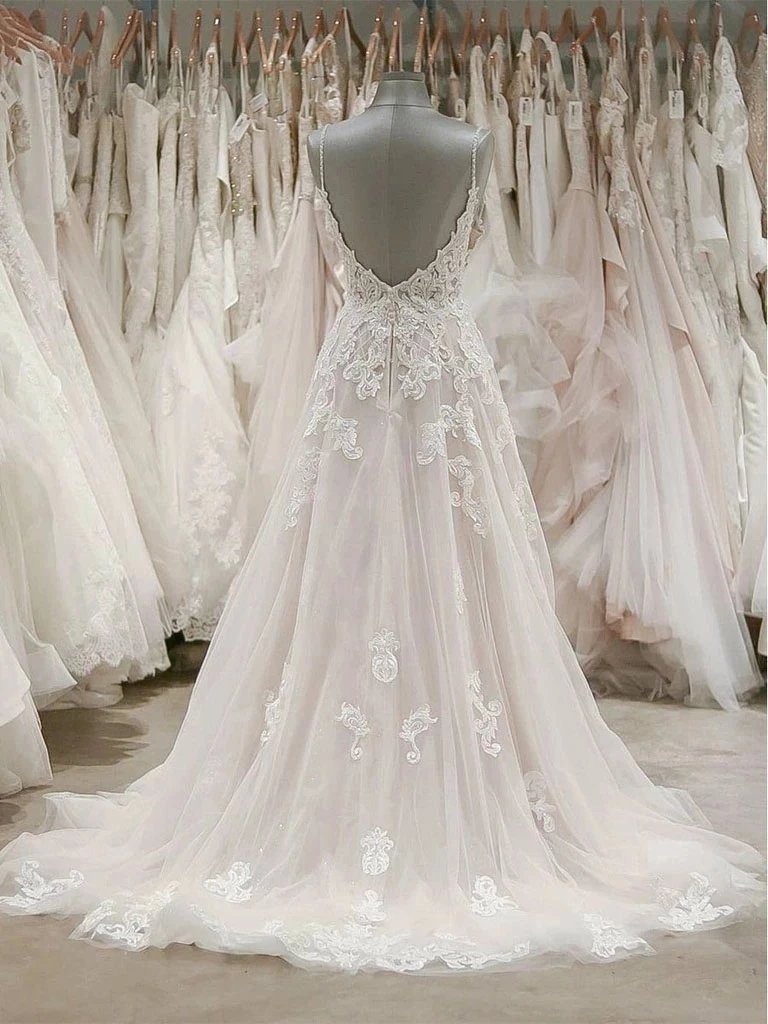 A Line Spaghetti Straps V Neck Beach Wedding Dresses Appliqued Tulle Bridal Dresses WLD2021