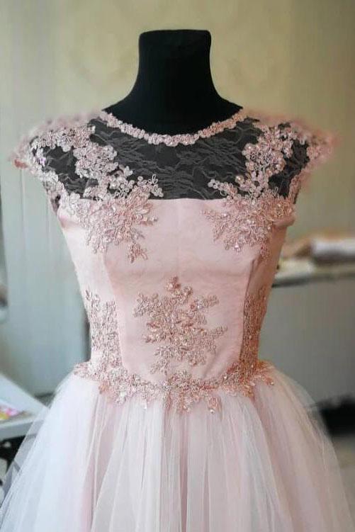 A Line Short Tulle Homecoming Dress with Lace Appliuques, Cute Graduation Dress WLD2210