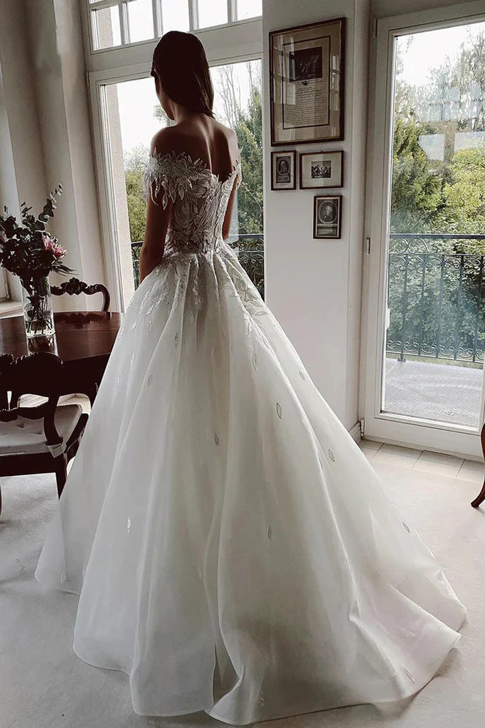 Off The Shoulder Appliques Rustic Lace Beach Wedding Dress WLD0172