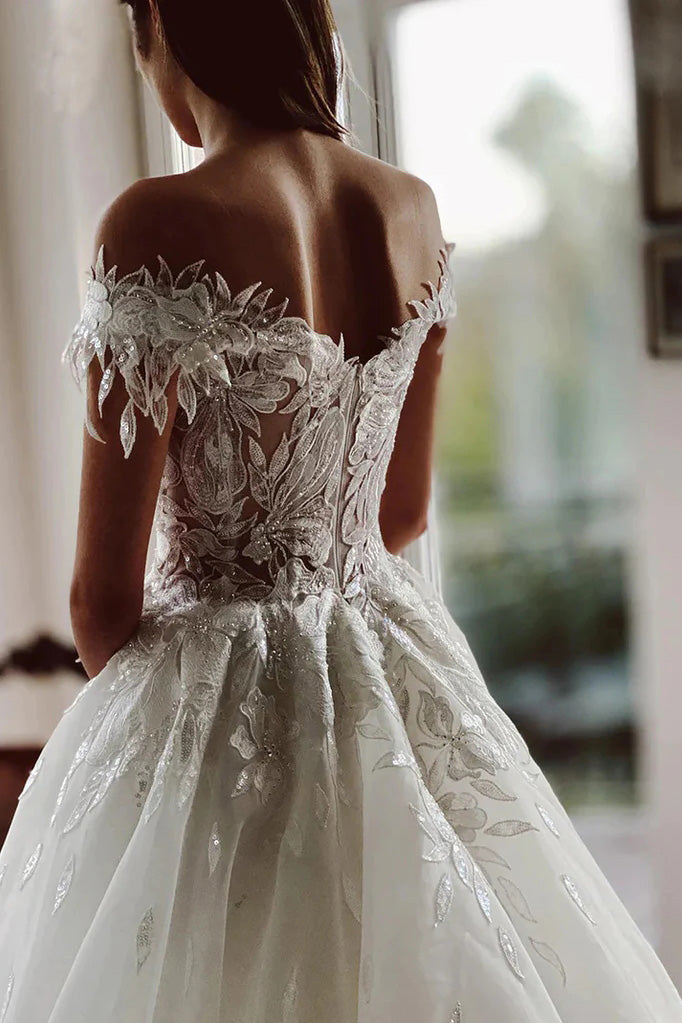 Off The Shoulder Appliques Rustic Lace Beach Wedding Dress WLD0172