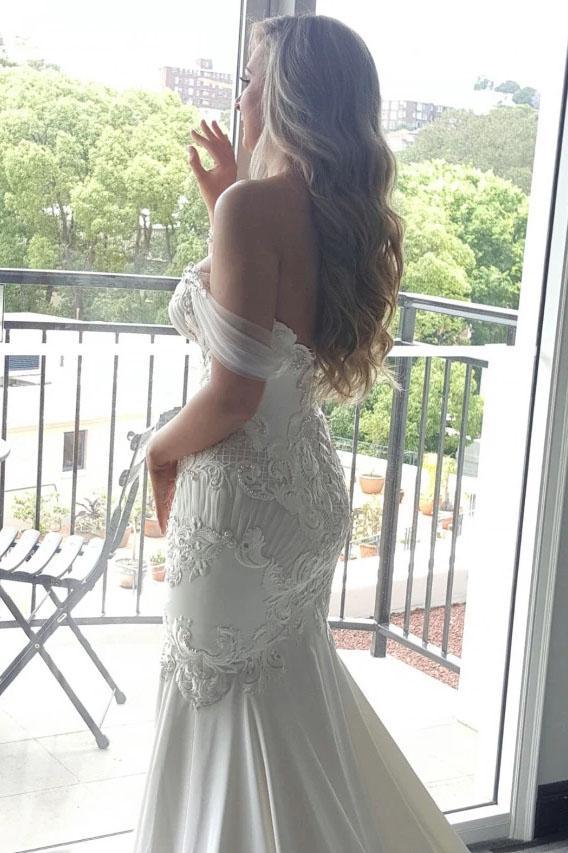 Gorgeous Mermaid Off the Shoulder Wedding Dress with Lace Appliques Pearls WLD2497